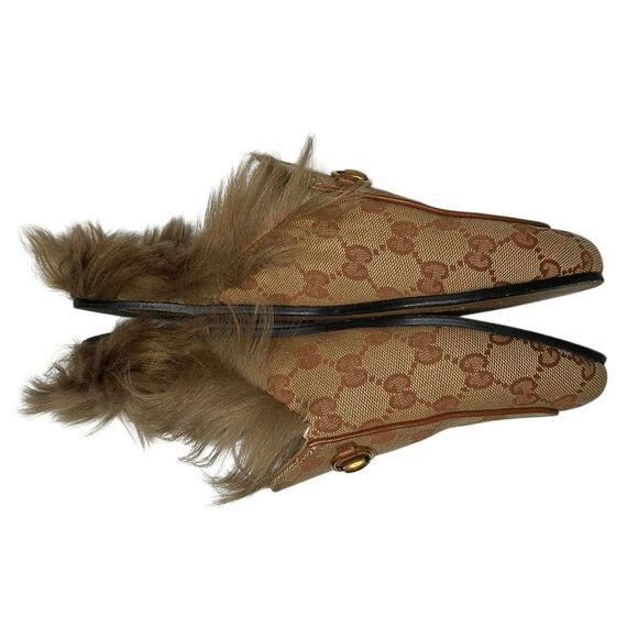 Gucci Princetown Monogram Beige GG Canvas Fur Lined Loafers Slides Size 36 - Picture 5 of 11